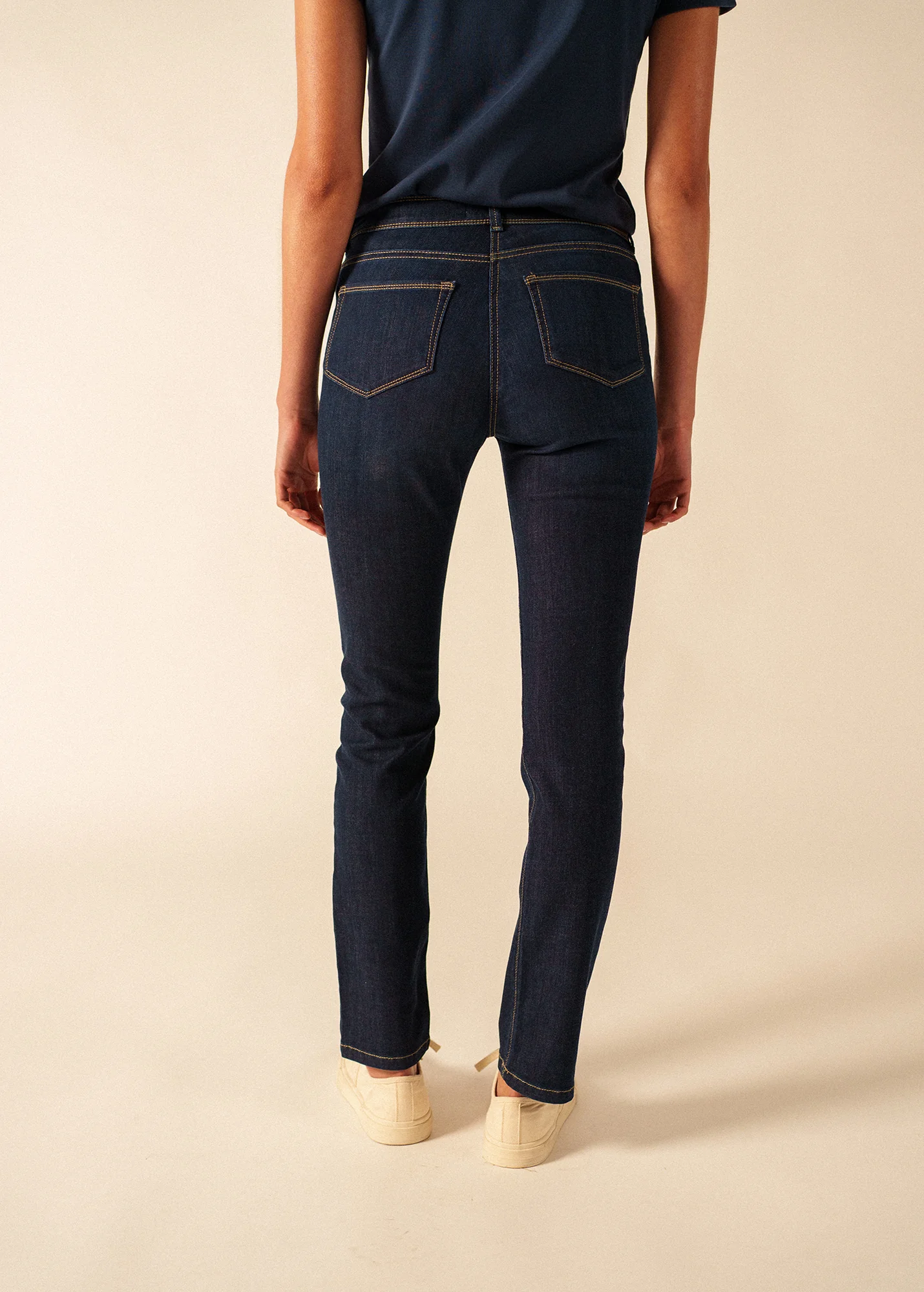 Jean Mimosa (JEAN) - Image 5