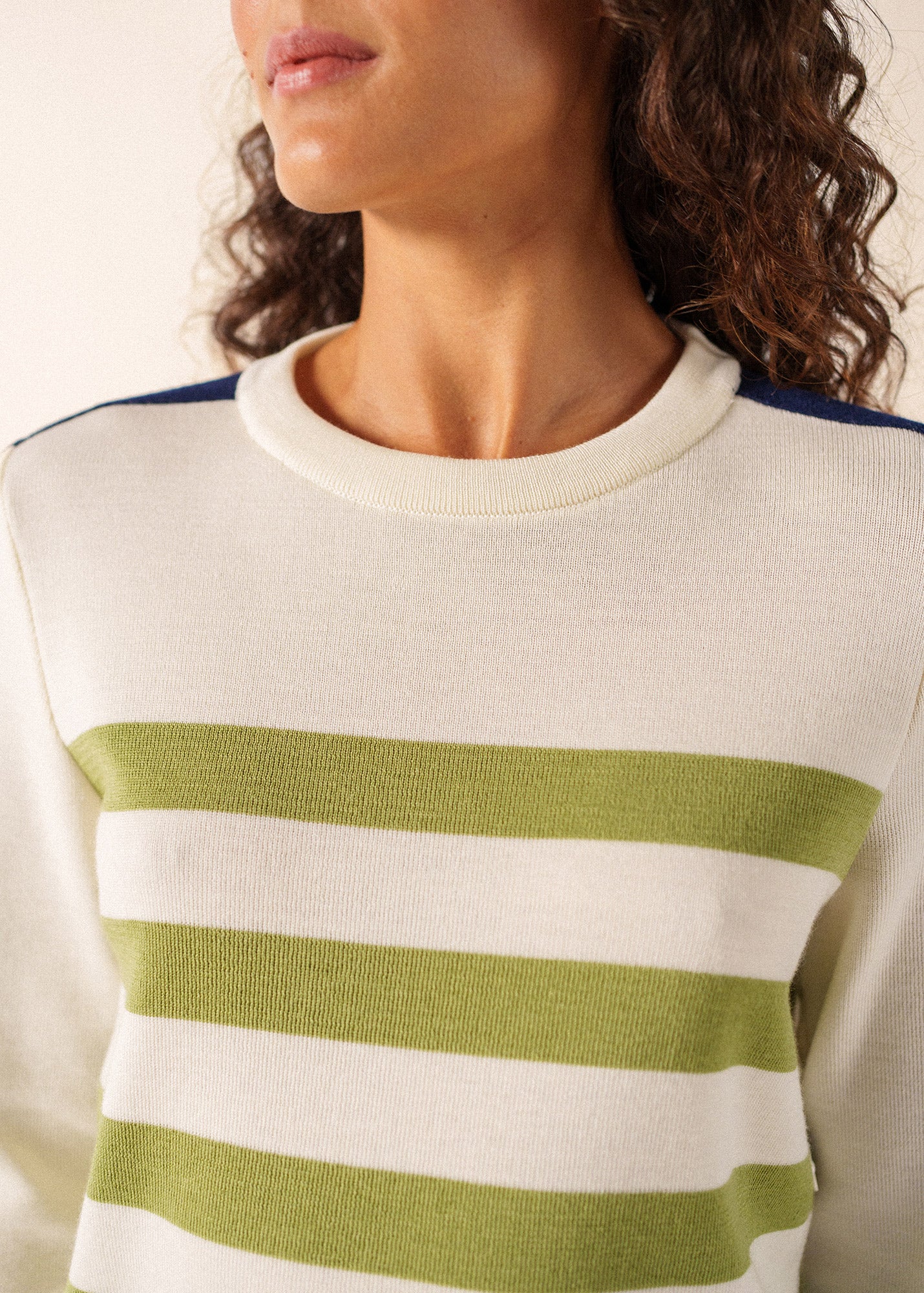 Pull Chausey (BLANC/OIL/INSIGNE) - Image 4