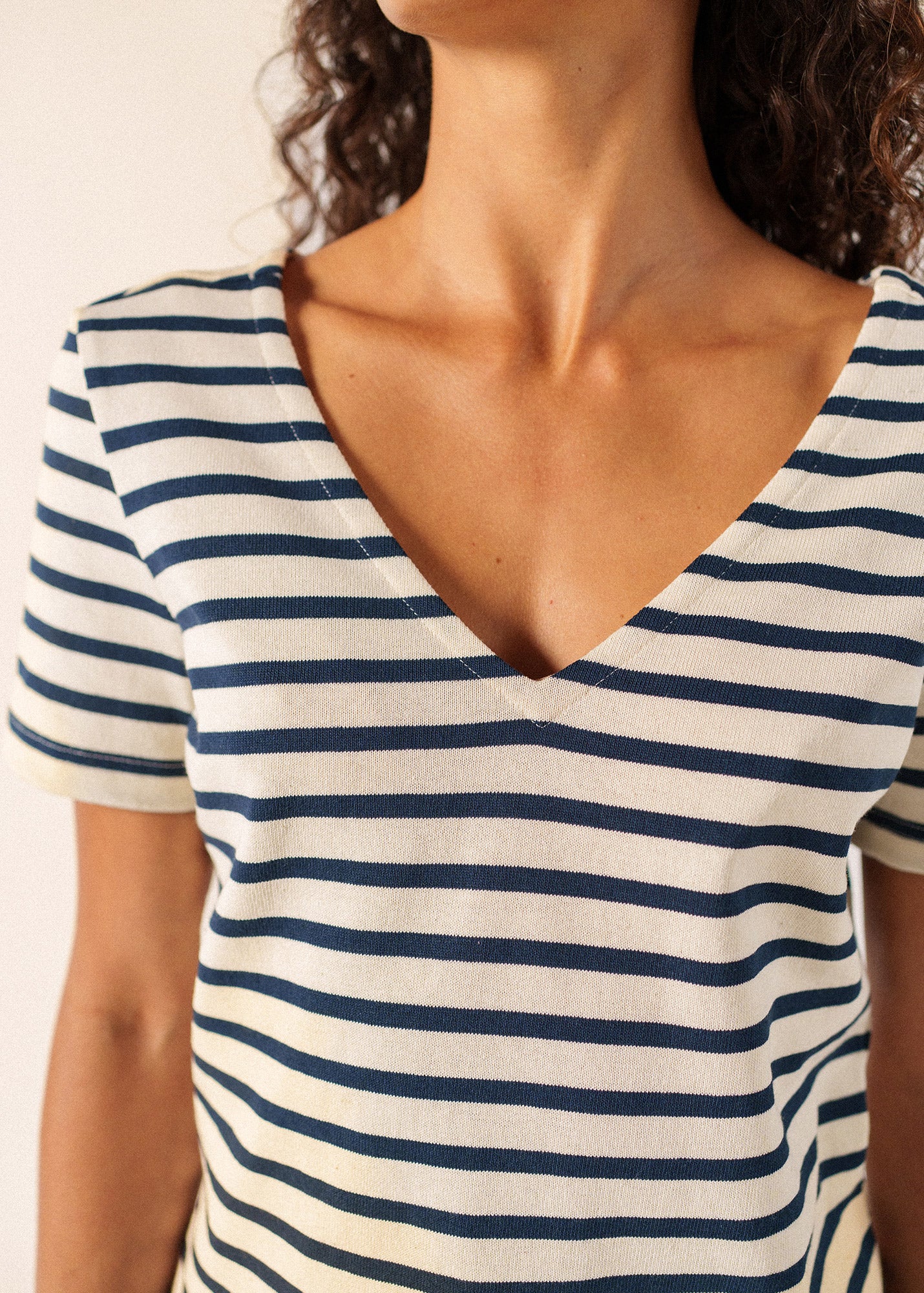 T-shirt Agon (ECRU/MARINE) - Image 4