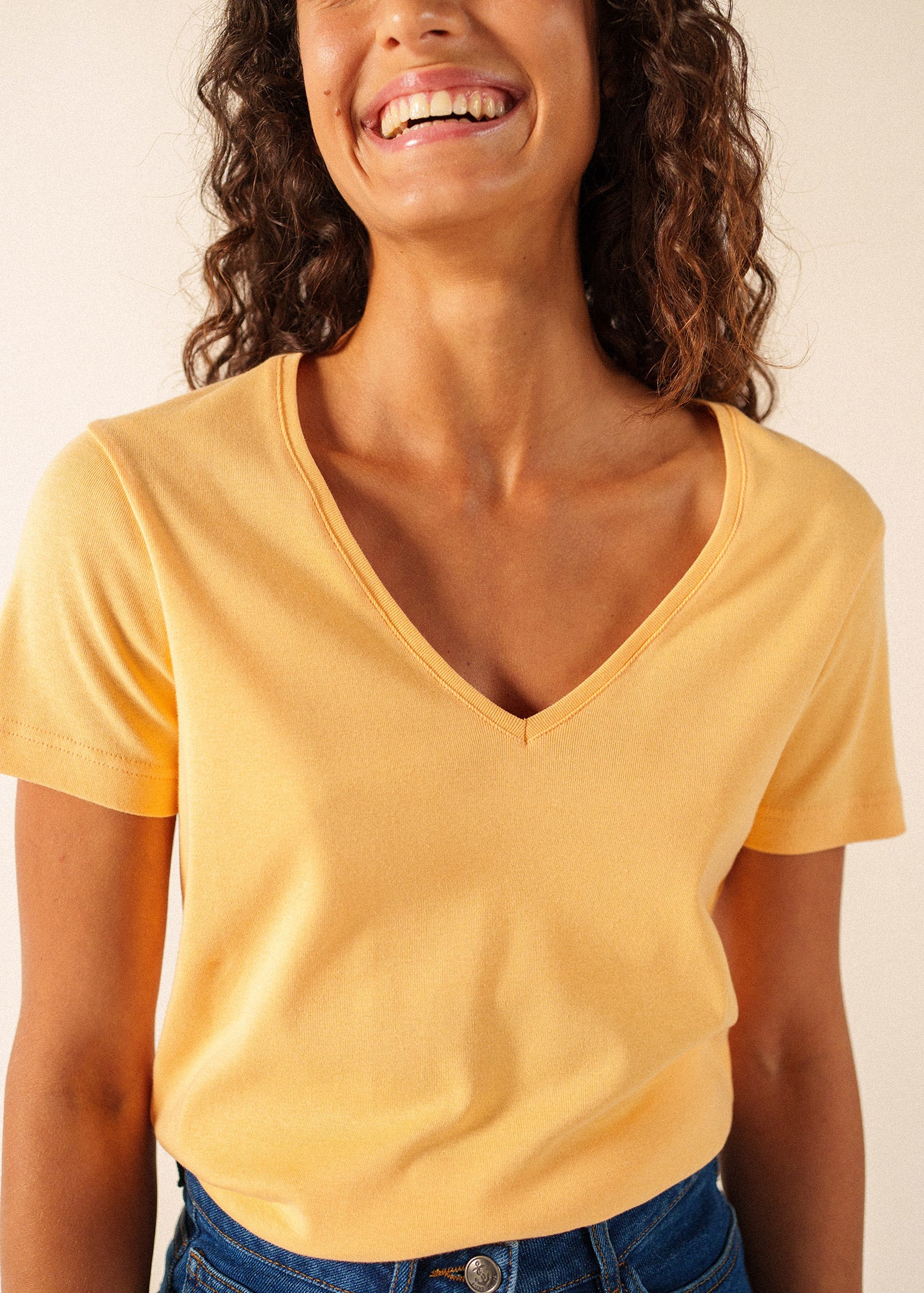 T-shirt Ajaccio Col V - en coton (VITAMINE) - Image 4